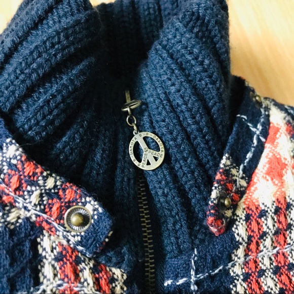 Jack BB Dakota Vest - Picture 2 of 6